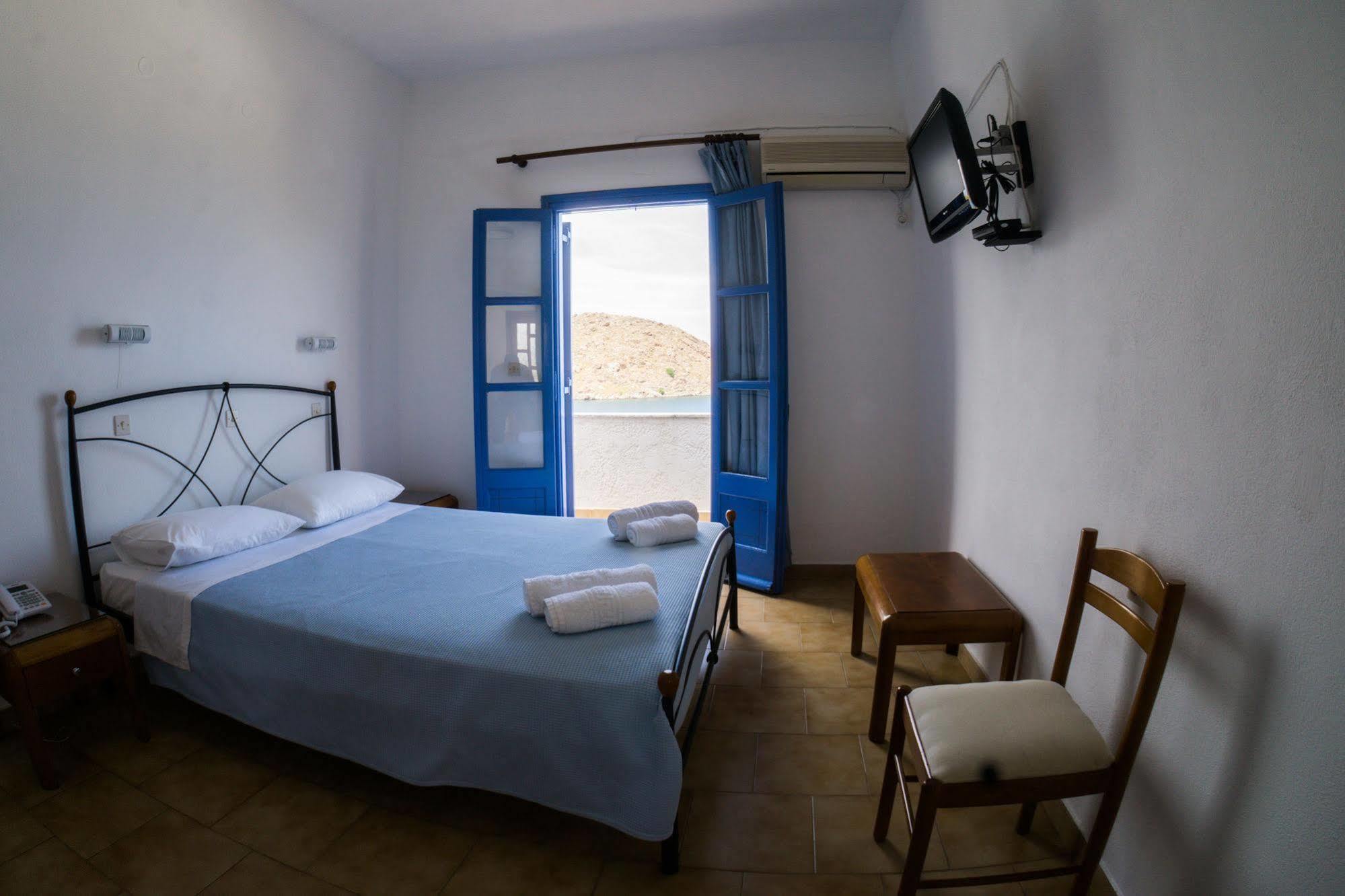 Blue Bay Hotel Skála Exteriér fotografie